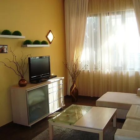 Apartment Exclusive Suites In Azur Panorama Golden Sands