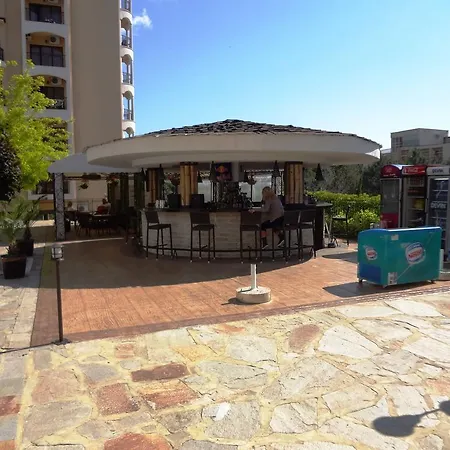Apartment Exclusive Suites In Azur Panorama